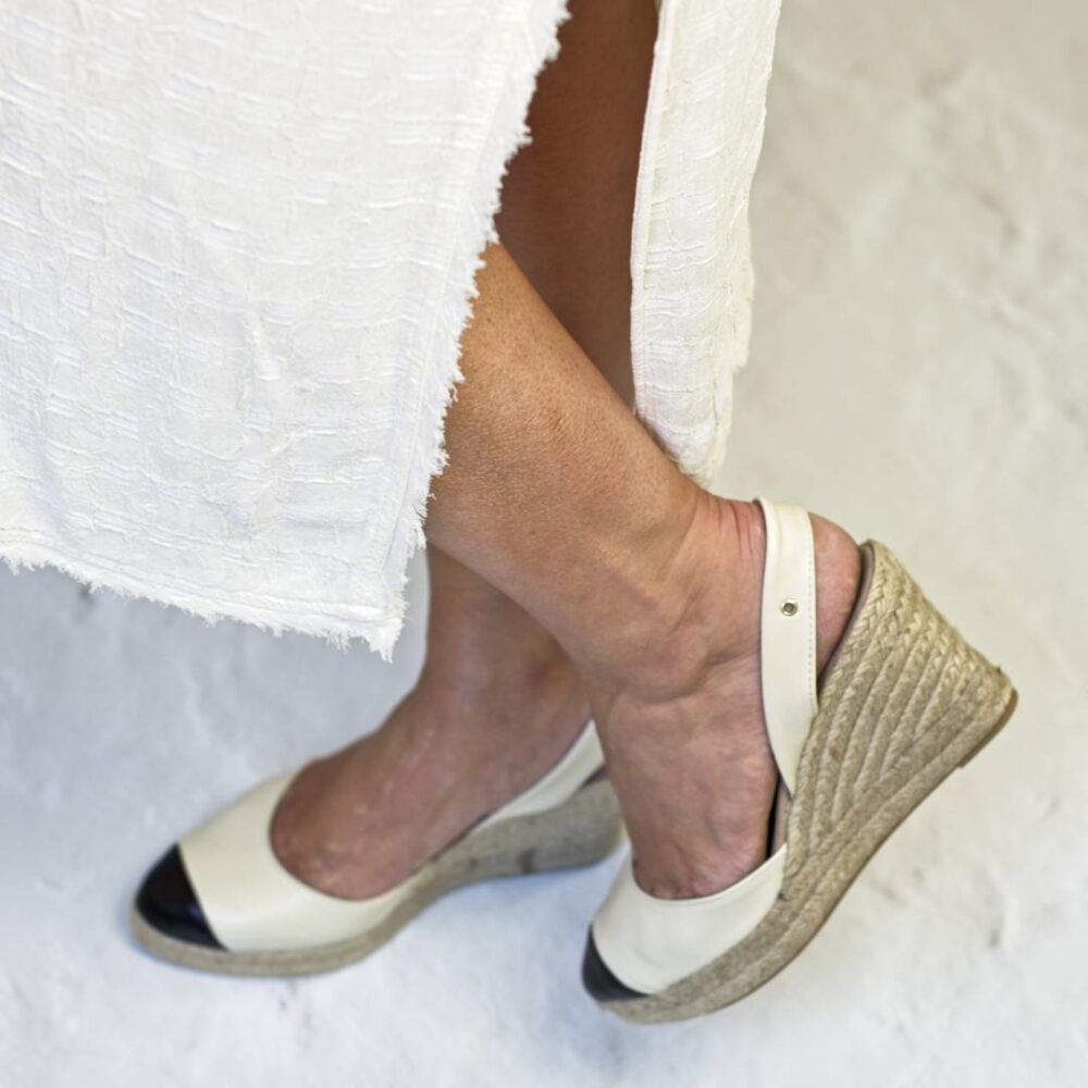 Espadrilles ZOÉ bicolor Blanco hielo - Punta negra de Bohemian Shoes