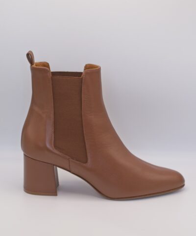 Botines Chelsea NAY BOOTS - CUERO