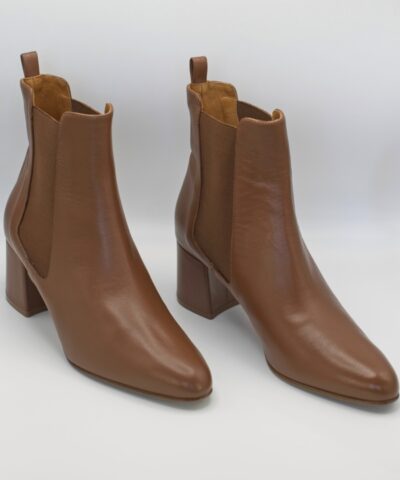 Botines Chelsea NAY BOOTS - CUERO