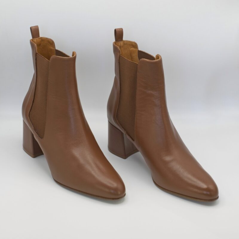 Botines Chelsea NAY BOOTS - CUERO