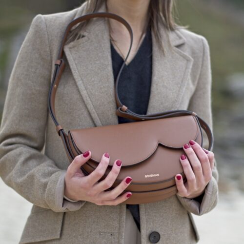 POÊME leather bag - Cognac by Bohemian Shoes