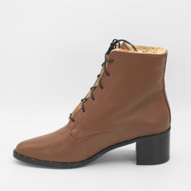 Botines de media caña CAMDEN BOOTS BROWN